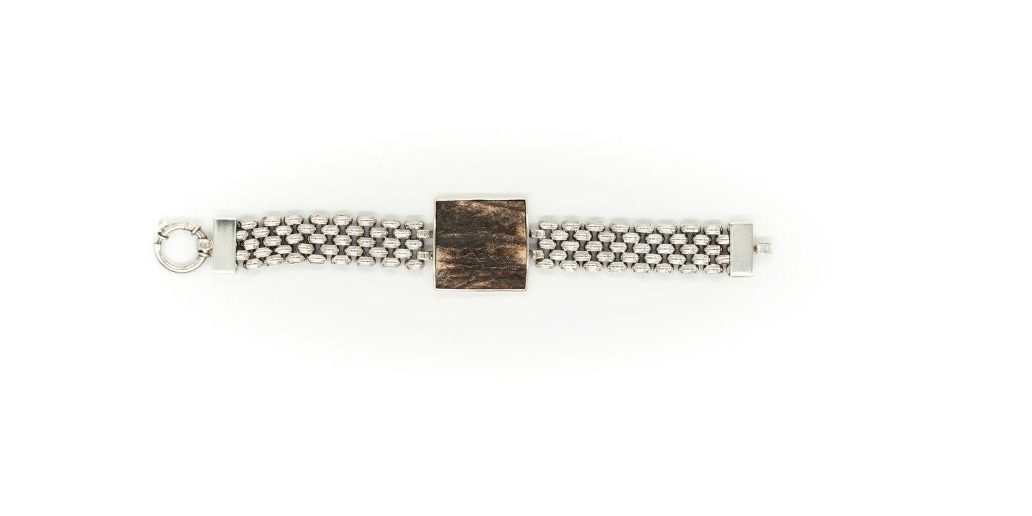 La Différence Bone Square Bracelet