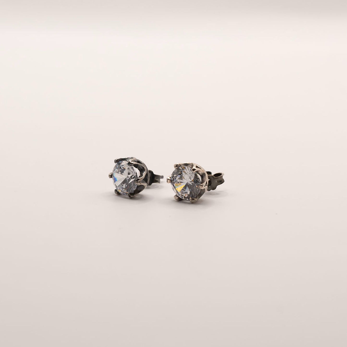 Éclatante Zirconia Earrings