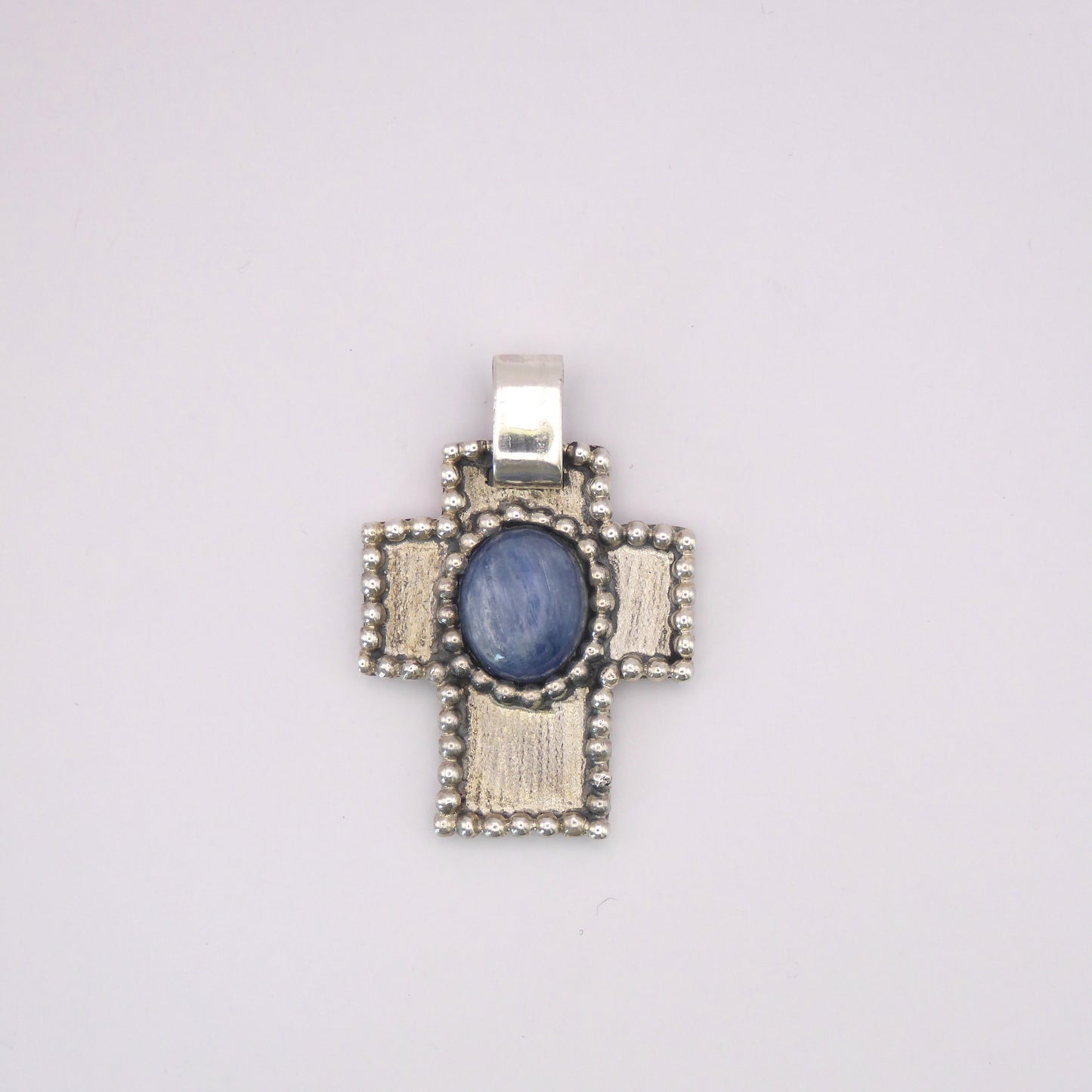 La Mer Cross Pendant