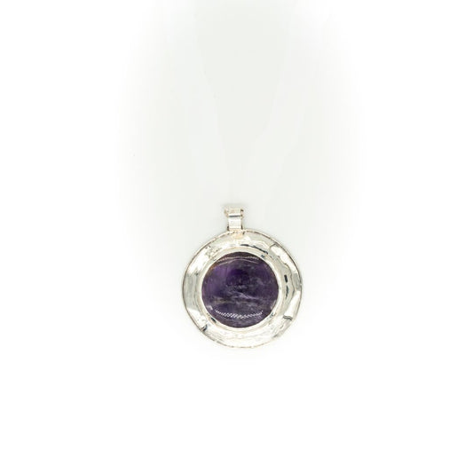 L'aventure Round Pendant
