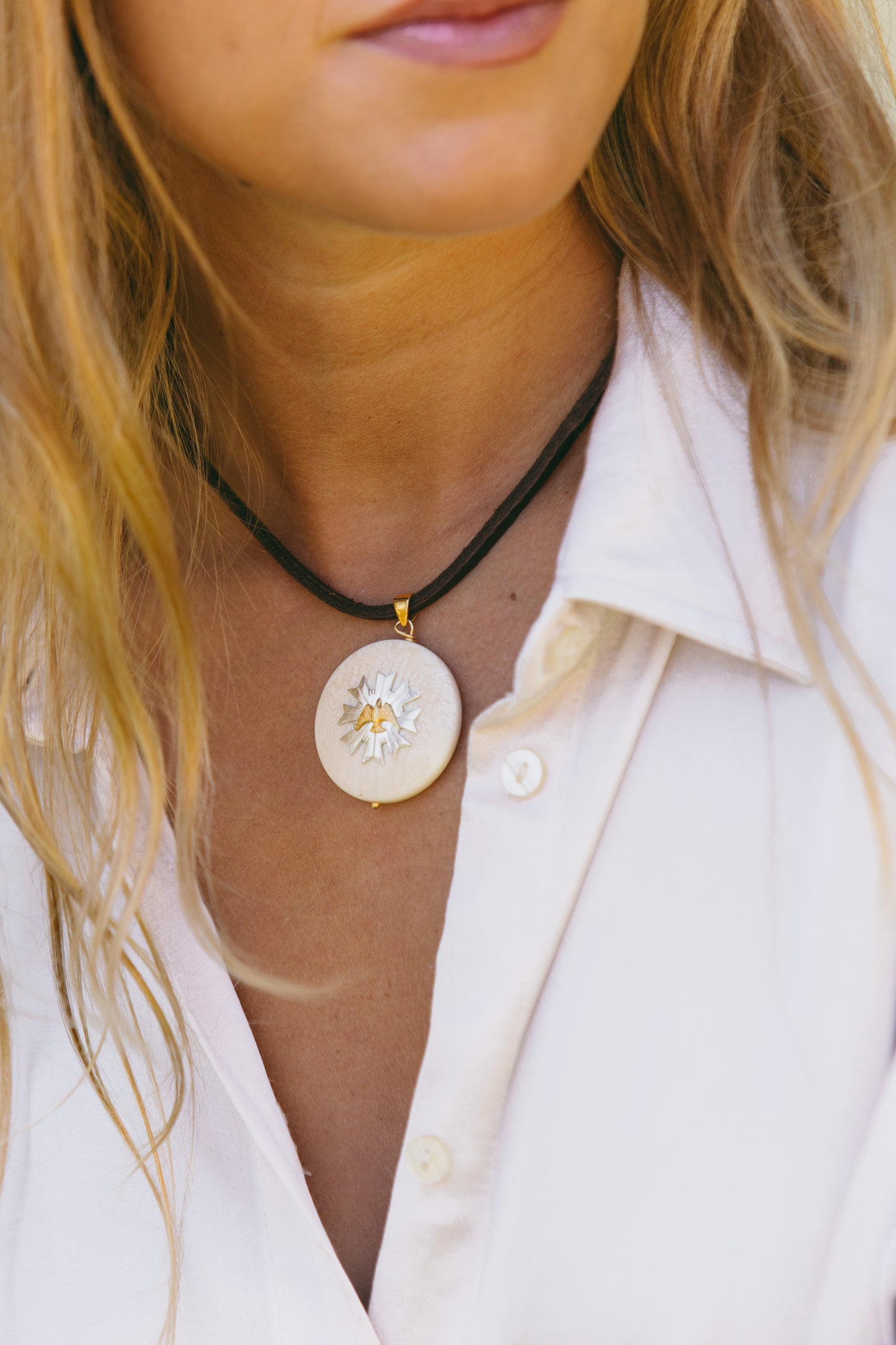 Maman Etched Holy Spirit Pendant
