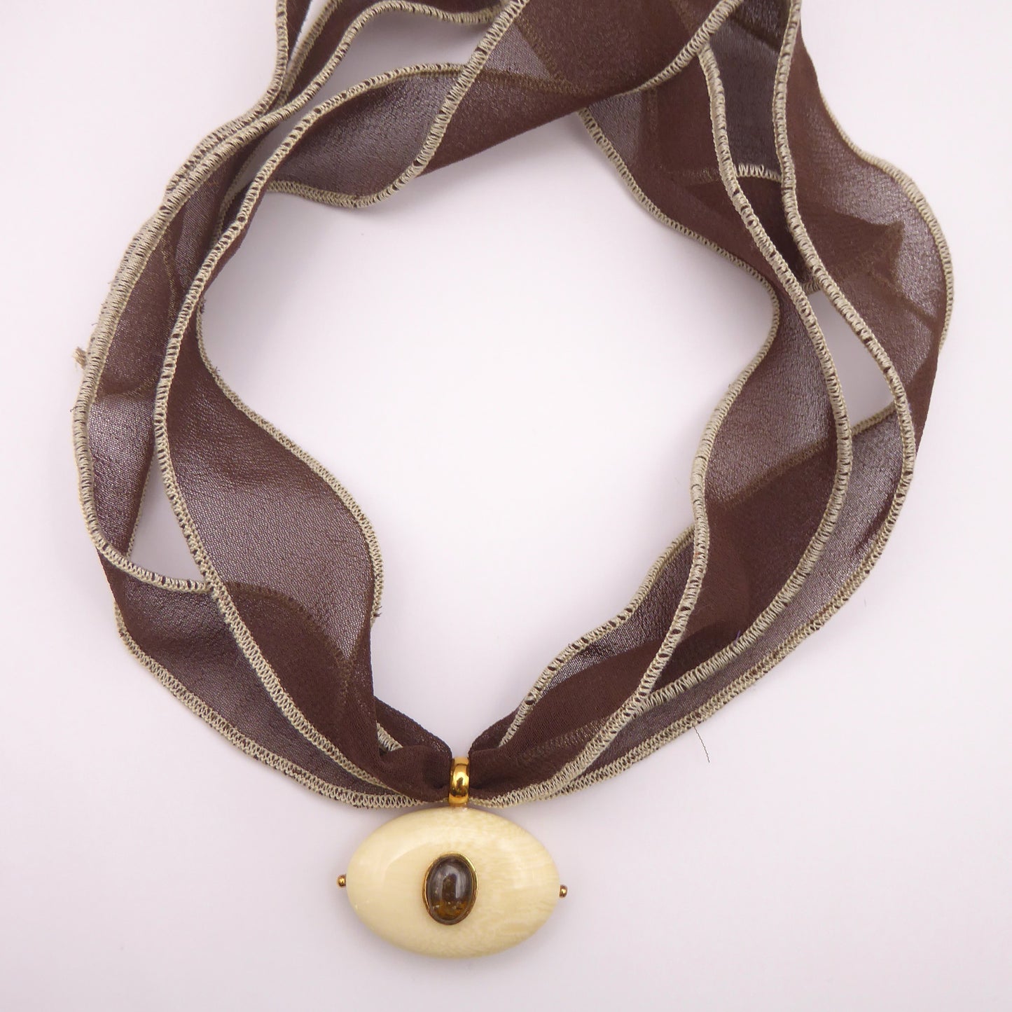 La Joie Bloom Pendant