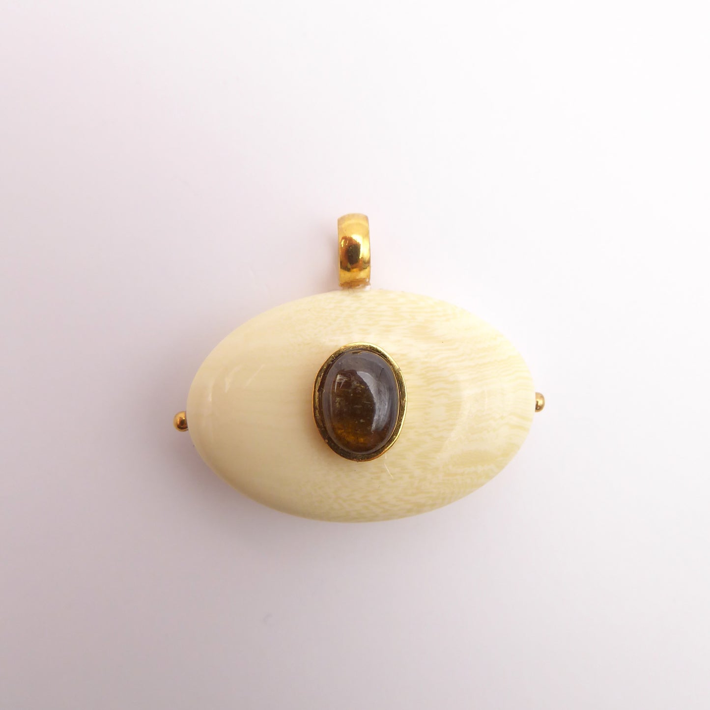 La Joie Bloom Pendant